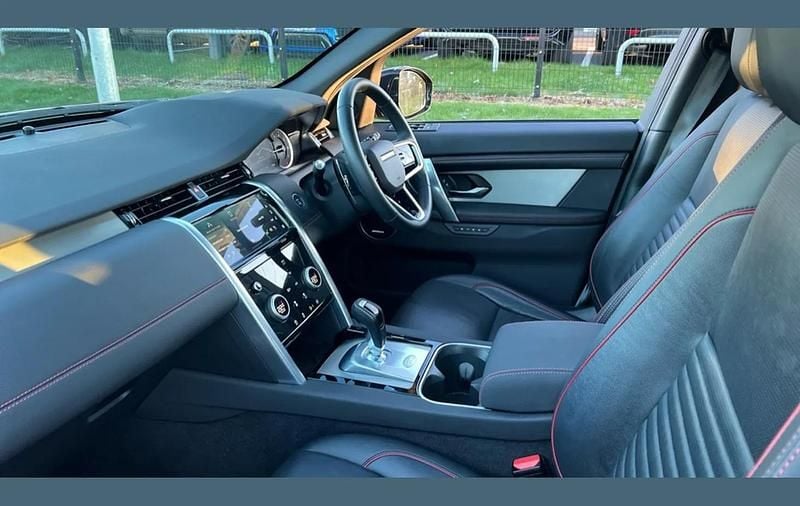 Used Land Rover Discovery Sport SE Dynamic 304 HP (223 kW) 2023 Grey SUV