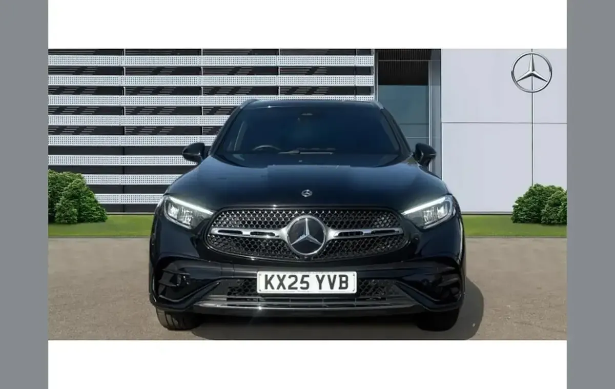 Used Mercedes GLC300 AMG line 254 HP (186 kW) 2025 Black SUV