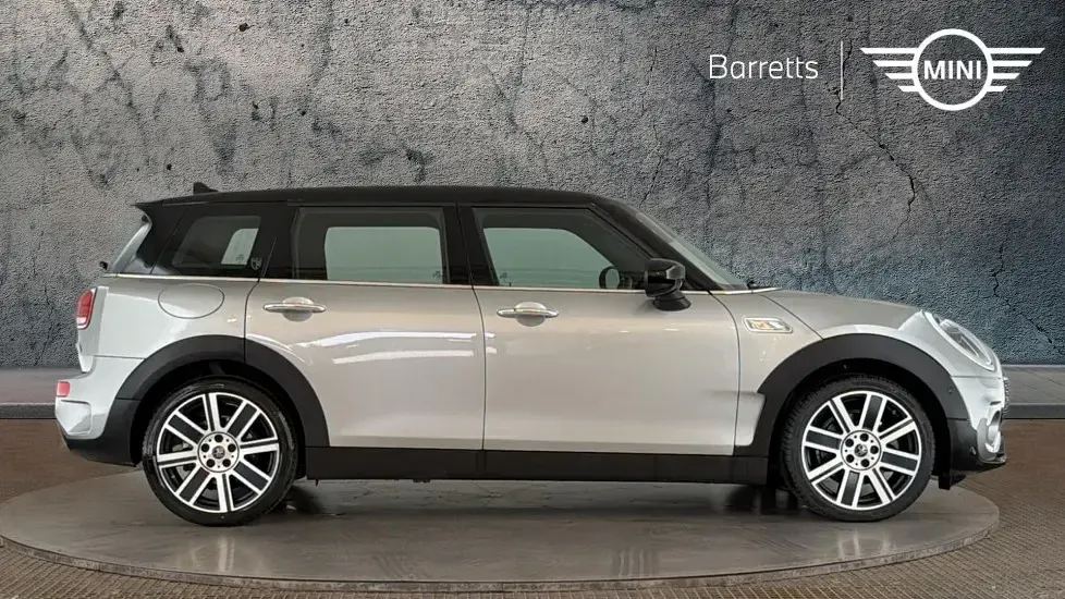 Used Mini Cooper S Clubman Exclusive 176 HP (129 kW) 2023 Silver Estate