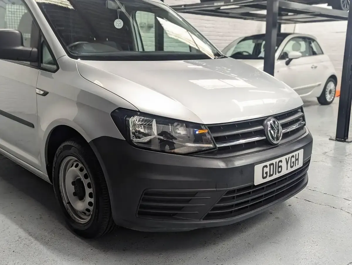 Used VW Caddy Startline 102 HP (75 kW) 2016 Silver MPV