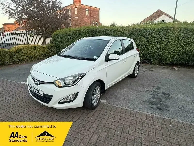 Używany Hyundai i20 Active 2012 Biały Hatchback