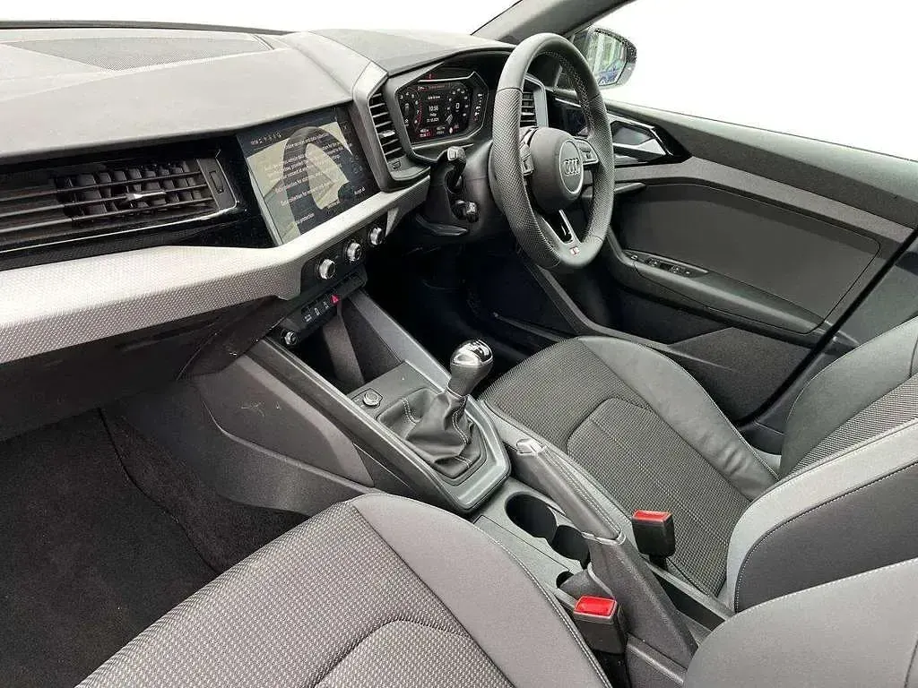 Used Audi A1 S-Line 114 HP (83 kW) 2025 Black SUV