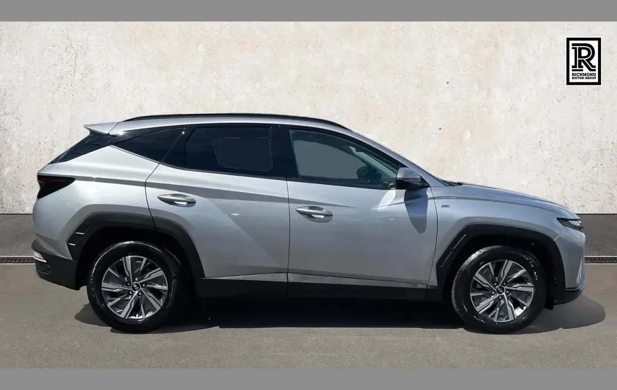 Used Hyundai Tucson SE 230 HP (169 kW) 2023 Silver SUV
