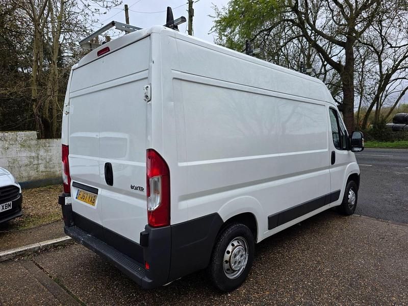 Second-hand Peugeot Boxer 130 CP (95 kW) 2018 Alb Van