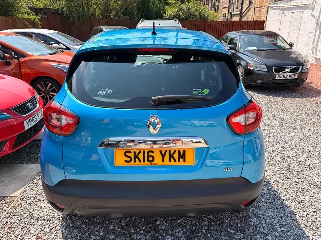 Used Renault Captur Dynamique 2016 Blue SUV