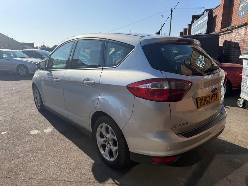 Begagnad Ford C-MAX Zetec 115 HK (84 kW) 2013 Silver Minibuss