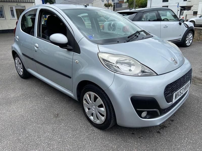 Silver Used 2013 Peugeot 107 Active Hatchback | £2,999 (Fair price) - Image 1/4
