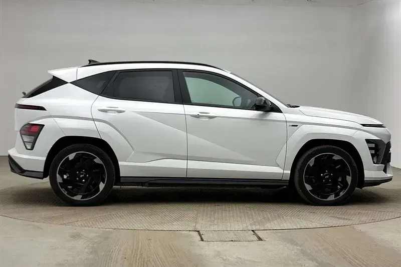 Second-hand Hyundai Kona N Line 160 kW (218 CP) 2025 Argintiu SUV