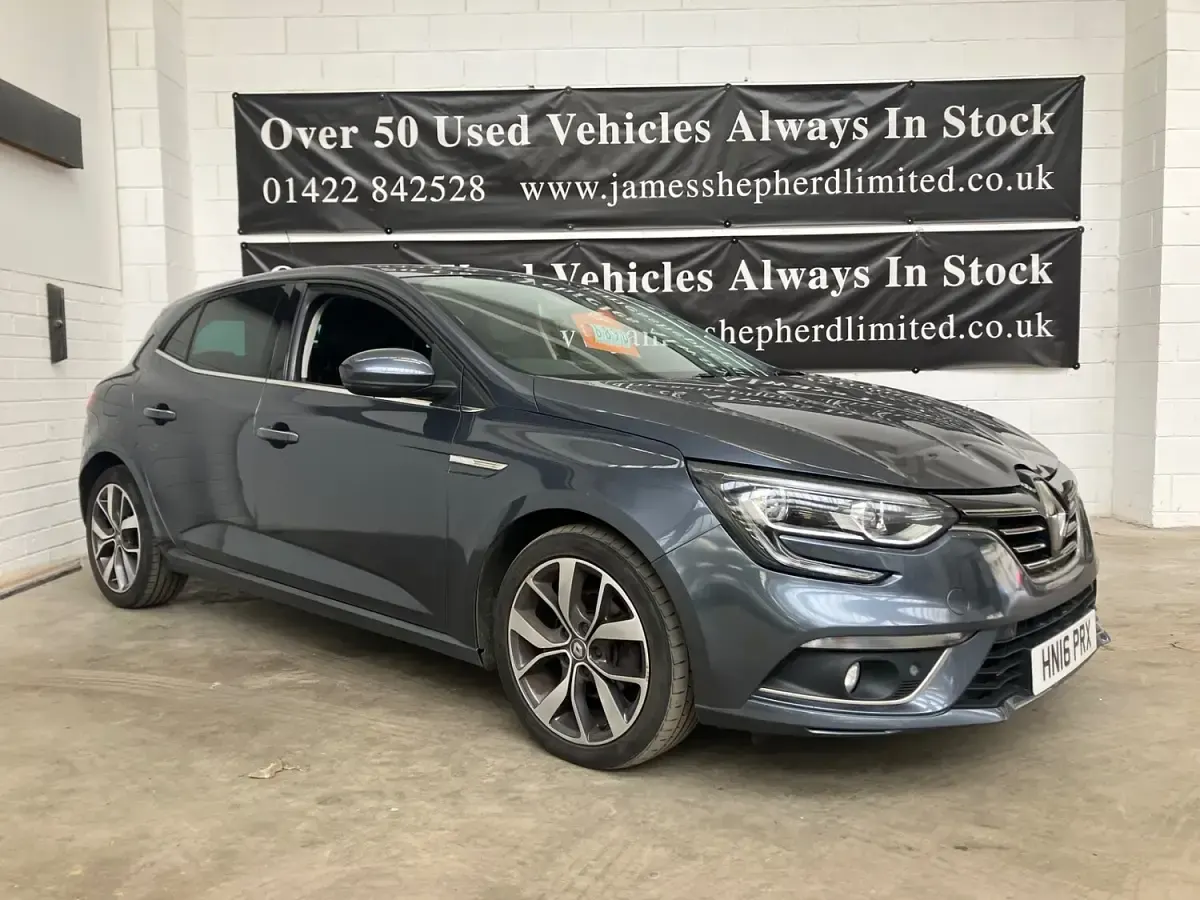 Used Renault Mégane Dynamique 110 HP (80 kW) 2016 Grey Hatchback