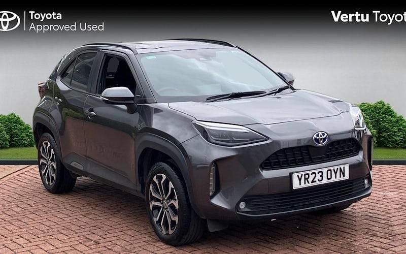 Used Toyota Yaris Hybrid Design 116 HP (85 kW) 2026 Estate