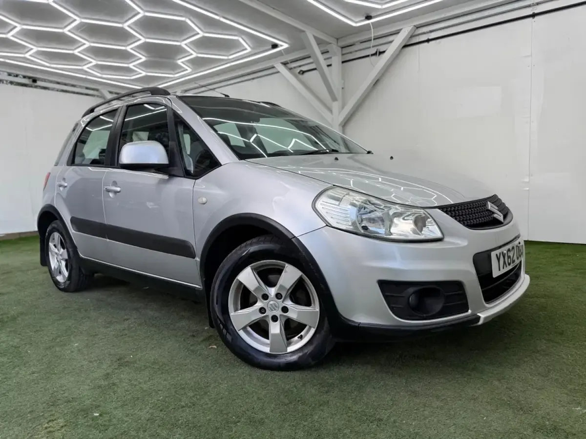Używany Suzuki SX4 SZ4 120 KM (88 kW) 2012 Srebrny Hatchback