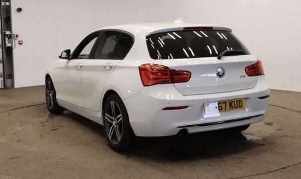 Used BMW 118 Sport Line 2017 White Hatchback