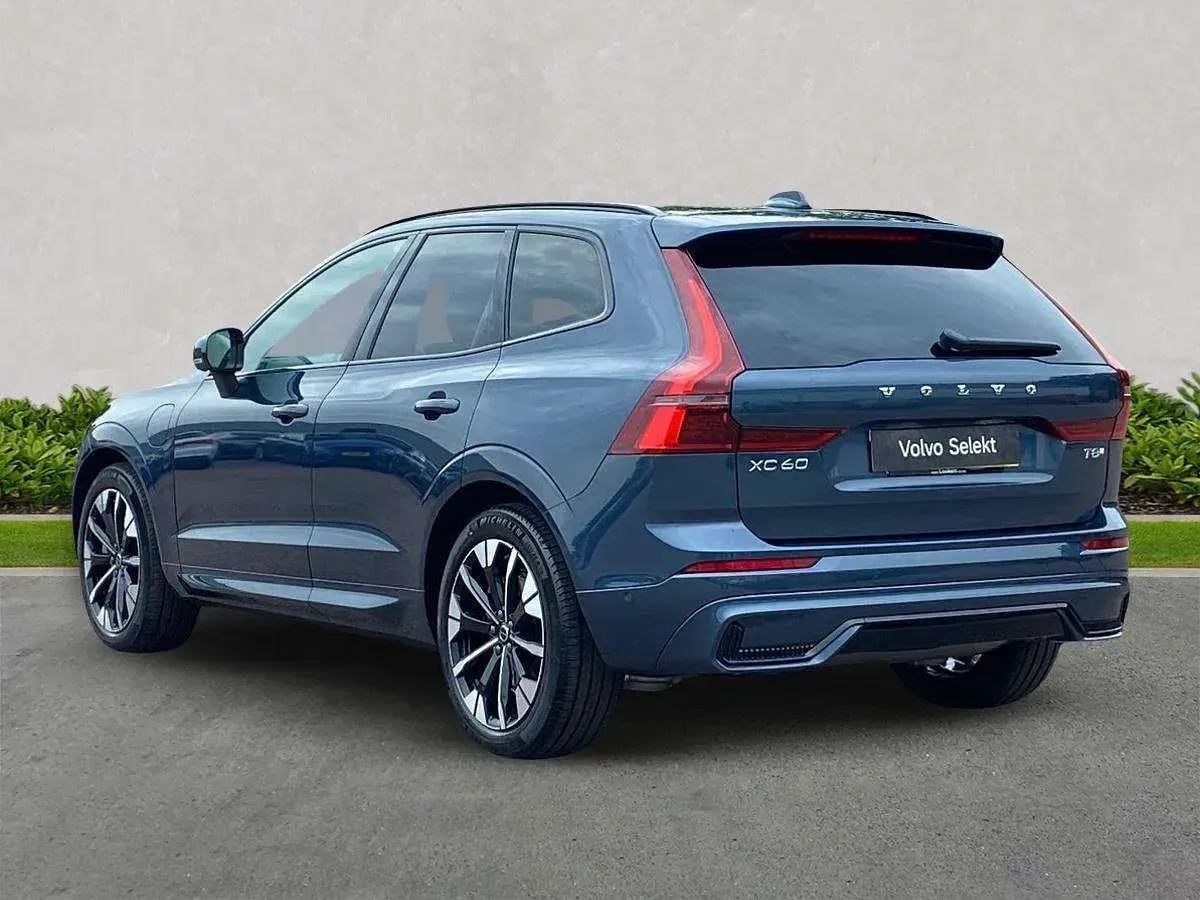New Volvo XC60 Ultra 401 HP (294 kW) 2026 Denim blue SUV