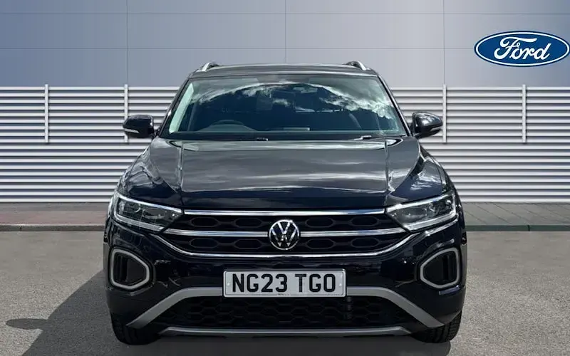 Used VW T-Roc Style 110 HP (80 kW) 2023 Black SUV
