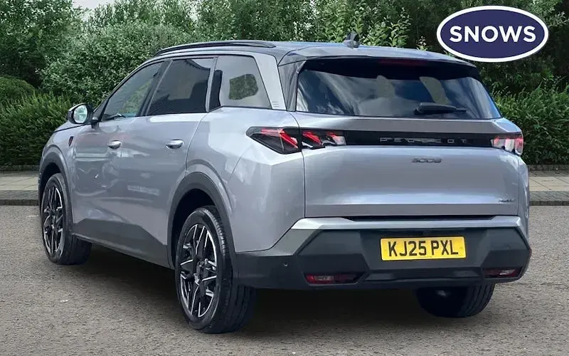 Used Peugeot 5008 GT 145 HP (106 kW) 2025 Grey SUV