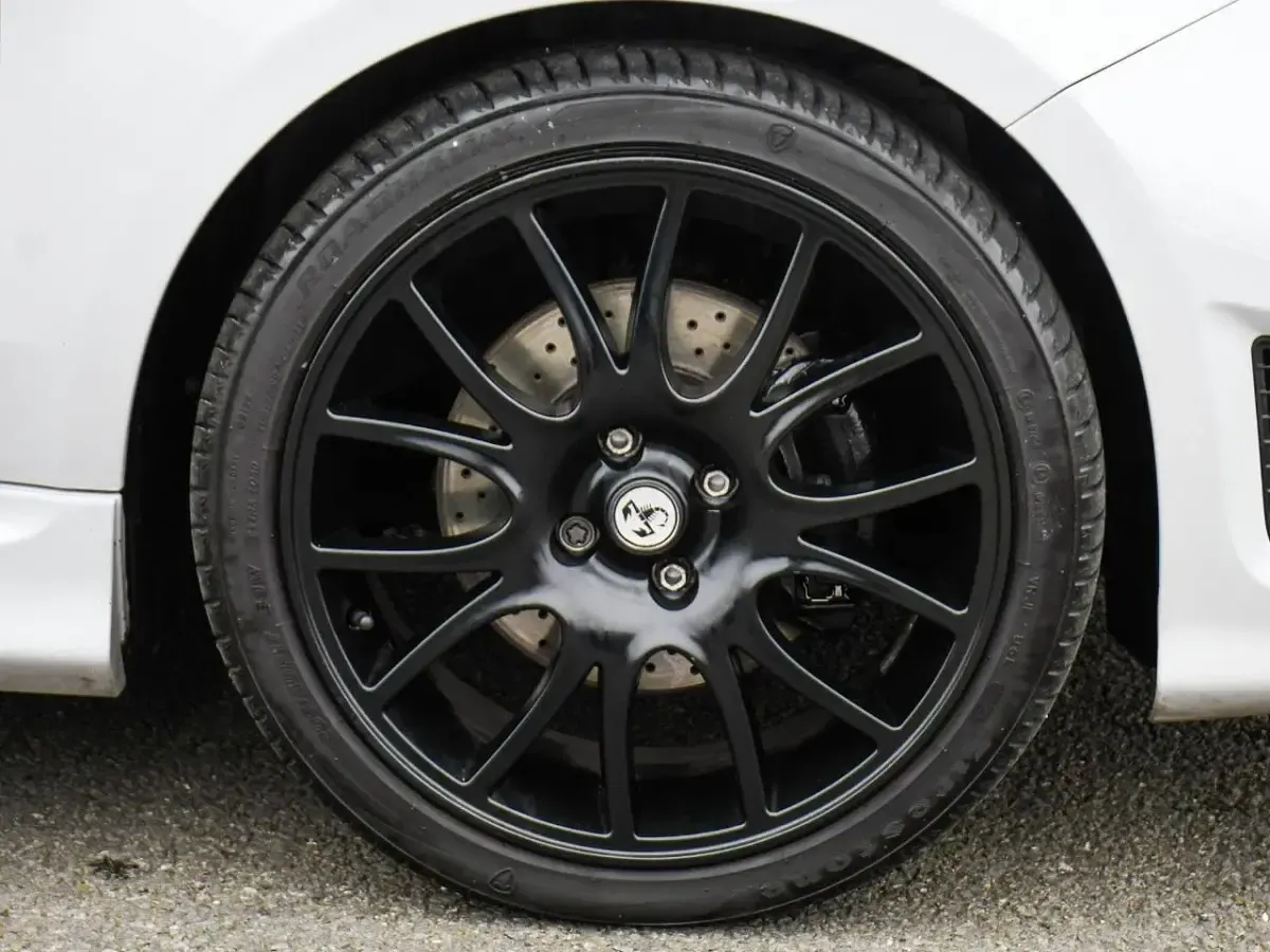 Usado Abarth 595 Pista 165 CV (121 kW) 2022 Gris Utilitario