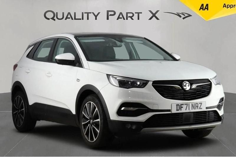 Used Vauxhall Grandland X Elite 130 HP (95 kW) 2022 White SUV