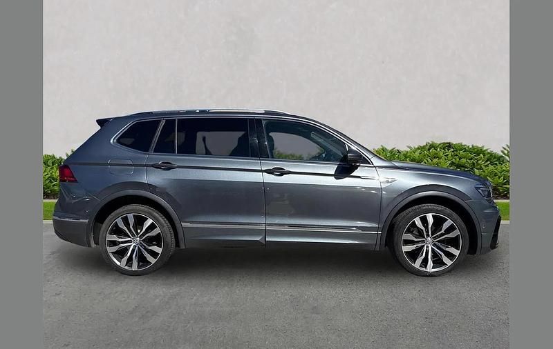 Used VW Tiguan Allspace R-line 150 HP (110 kW) 2021 Grey SUV