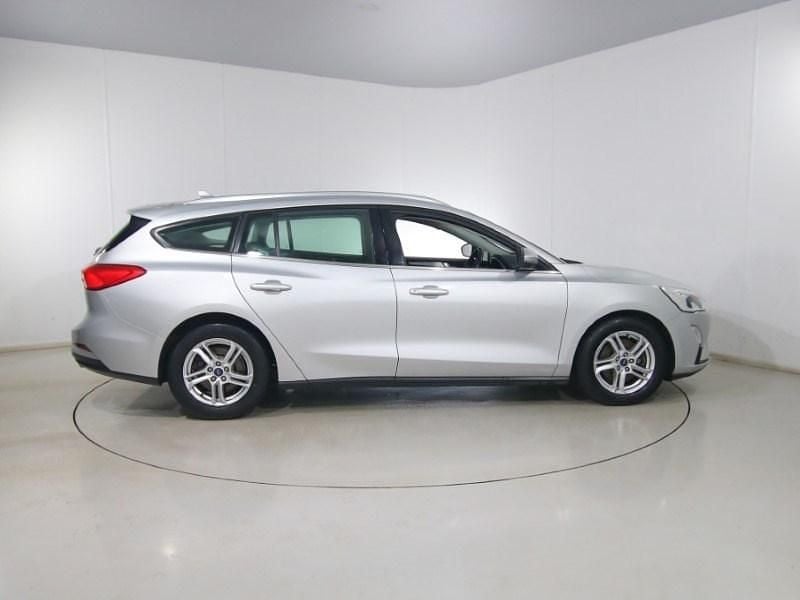 Used Ford Focus Zetec 120 HP (88 kW) 2019 Silver Estate