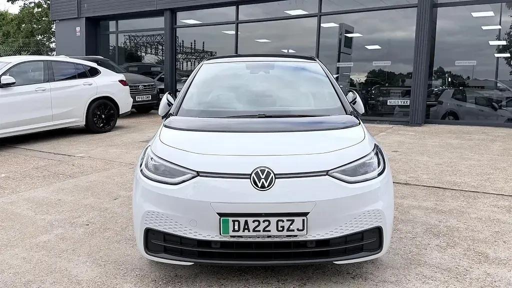 Used VW ID.3 Pro Performance 150 kW (204 HP) 2022 White Hatchback