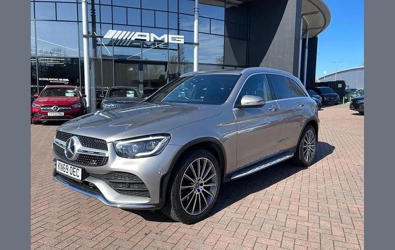 Used Mercedes GLC220 AMG Line Premium 191 HP (140 kW) 2020 Silver SUV