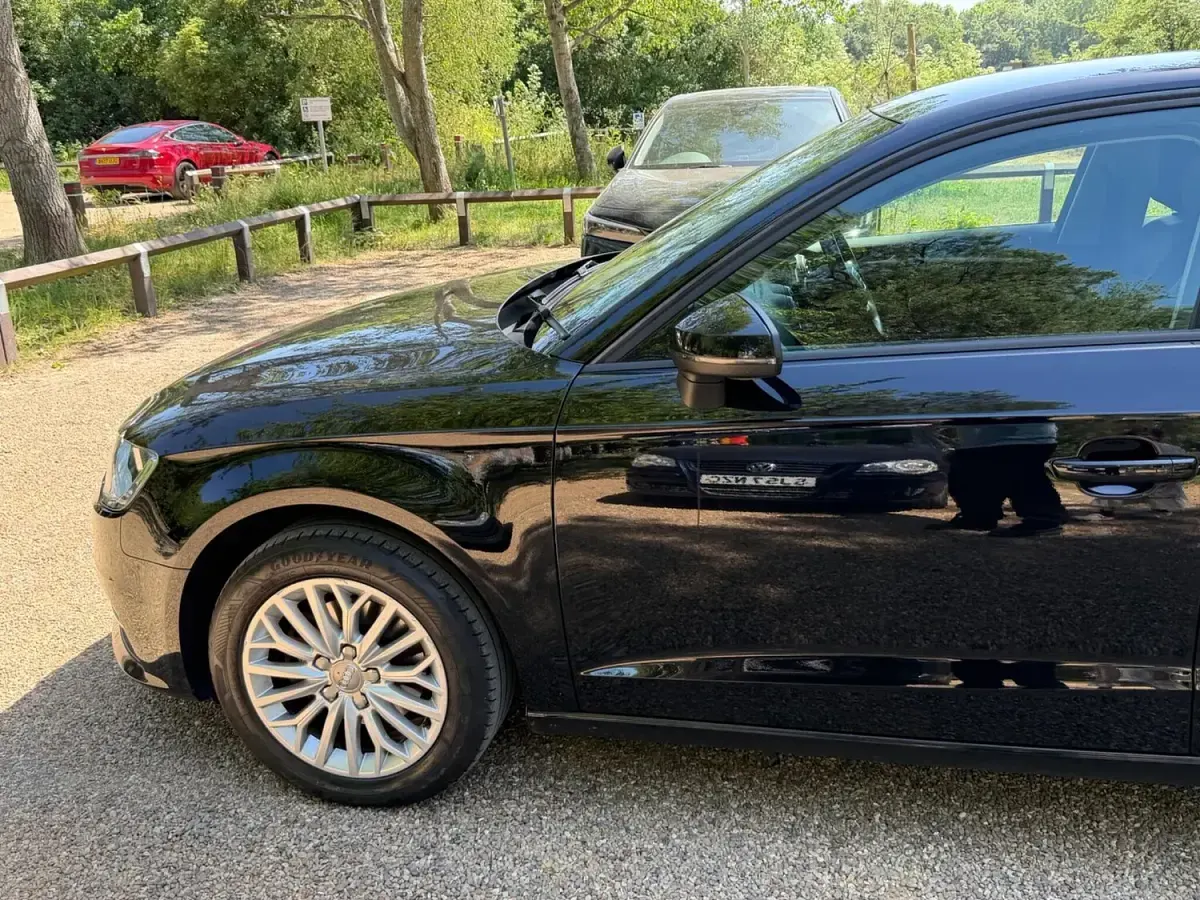 Used Audi A3 Sportback Performance 150 HP (110 kW) 2015 Black Hatchback