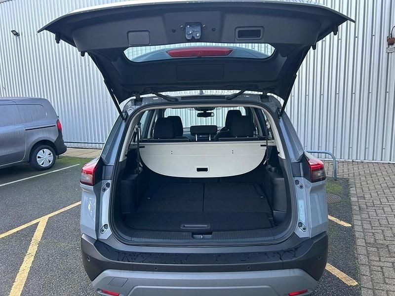 Used Nissan X-Trail Acenta 213 HP (156 kW) 2024 Grey SUV