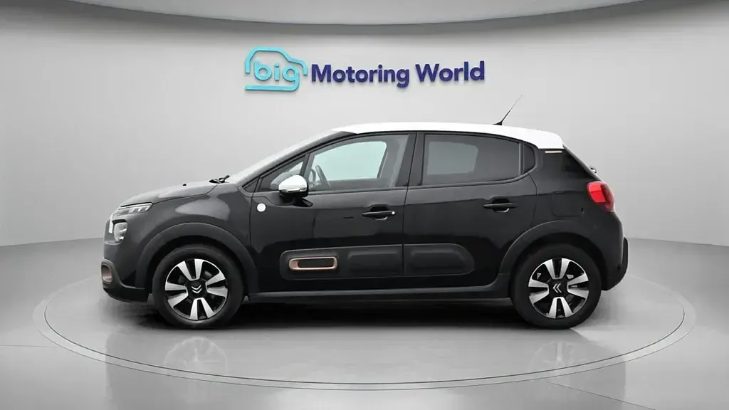 Używany Citroën C3 PureTech 83 KM (61 kW) 2023 Czarny Hatchback