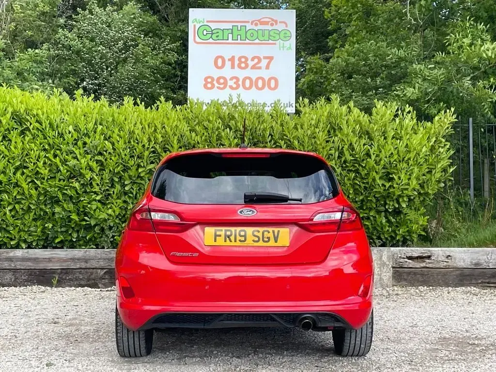 Used Ford Fiesta ST-Line 101 HP (74 kW) 2019 Red Hatchback