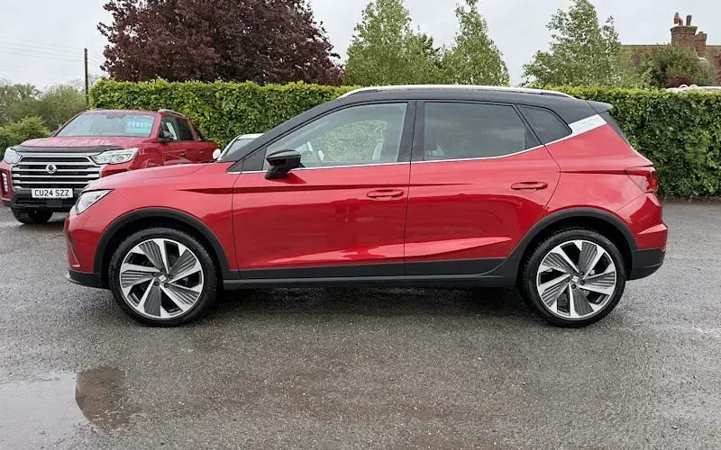 Usado Seat Arona FR Sport 150 CV (110 kW) 2025 SUV