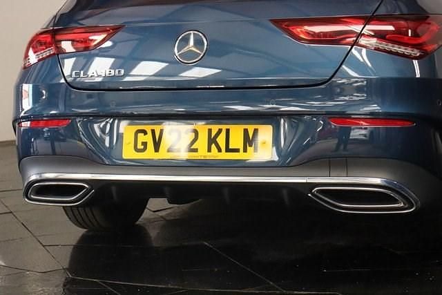 Used Mercedes CLA180 Shooting Brake AMG line 136 HP (100 kW) 2022 Blue Estate