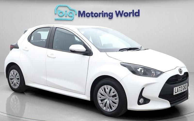 Used Mazda 2 116 HP (85 kW) 2023 White Hatchback