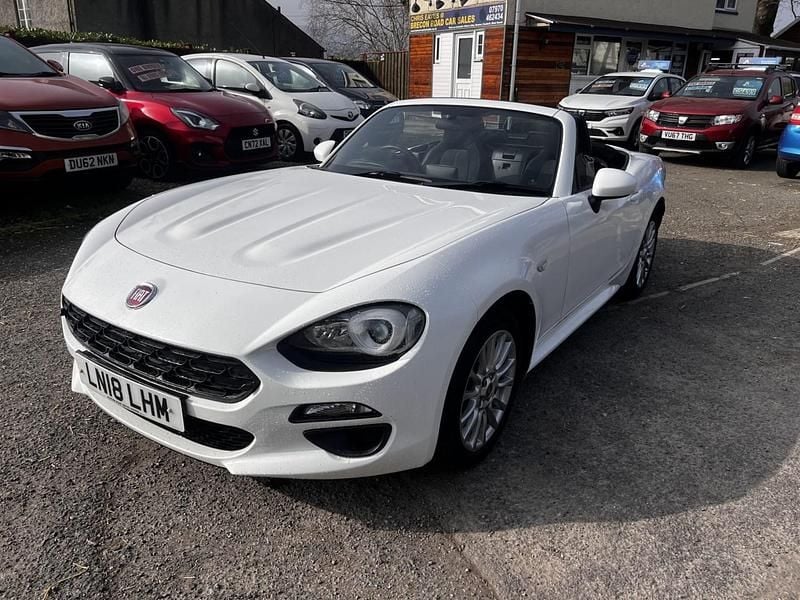 Used Fiat 124 Spider Classica 140 HP (102 kW) 2018 White Cabriolet