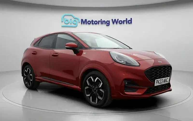 Usado Ford Puma ST-Line X 125 HP (91 kW) 2023 Vermelho SUV