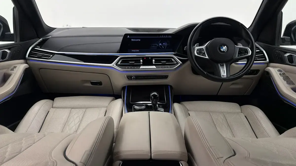 Usado BMW X7 M Sport 340 HP (250 kW) 2021 Preto SUV