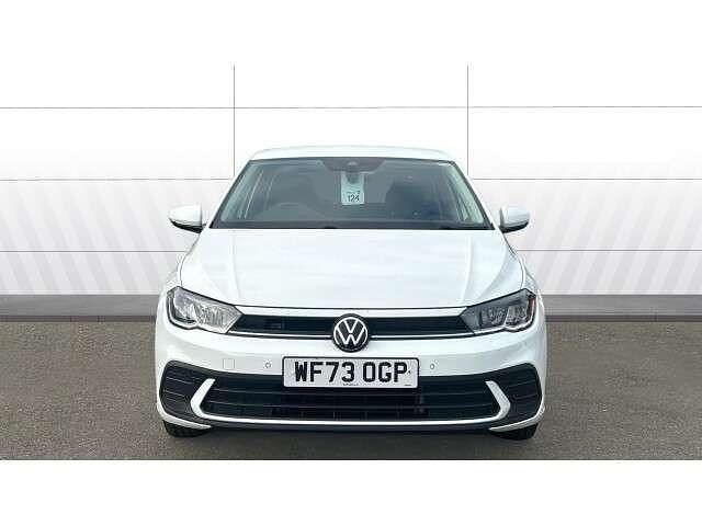 Used VW Polo Life 95 HP (69 kW) 2023 White Hatchback