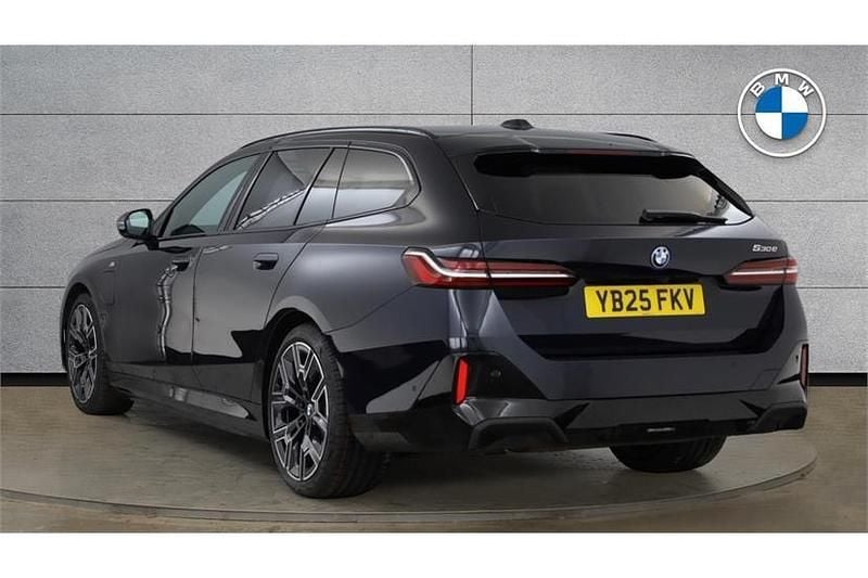 Used BMW 530e M Sport 299 HP (219 kW) 2025 Carbon black
