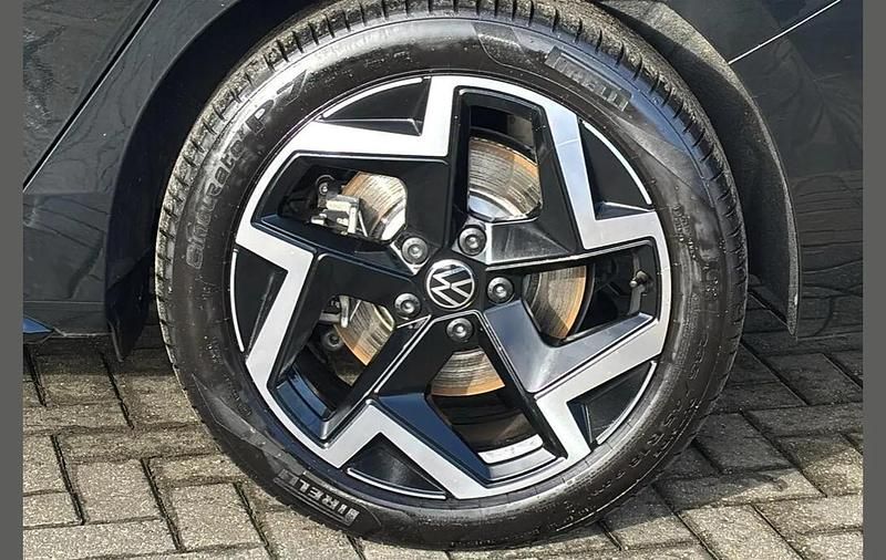 Used VW Passat R-line 272 HP (200 kW) 2025 Black Estate