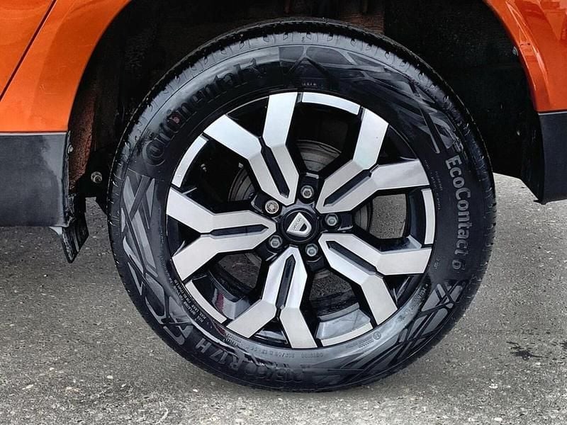 Used Dacia Duster Prestige 150 HP (110 kW) 2022 Orange SUV