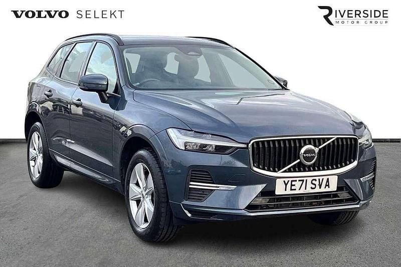 Denim blue Used 2021 Volvo XC60 Momentum SUV | £27,450 - Image 1/4