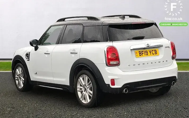 Gebraucht Mini Cooper S Comfort 192 PS (141 kW) 2019 Weiß Kleinwagen
