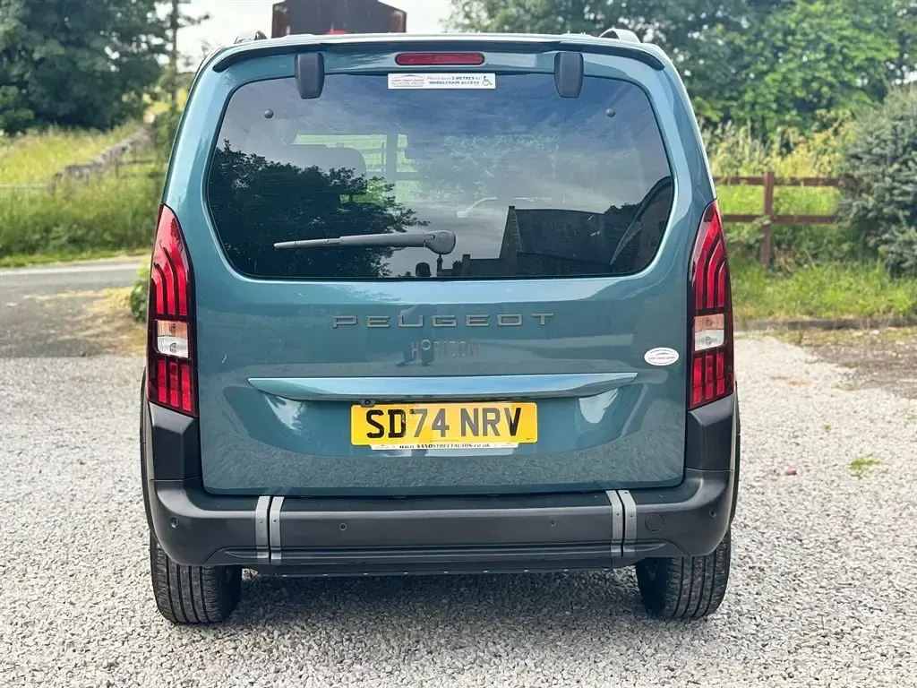 Used Peugeot Rifter Allure 2024 Blue MPV