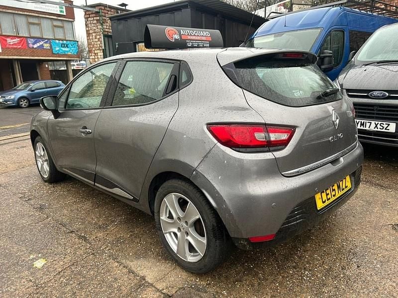 Used Renault Clio IV Dynamique 90 HP (66 kW) 2015 Grey Hatchback