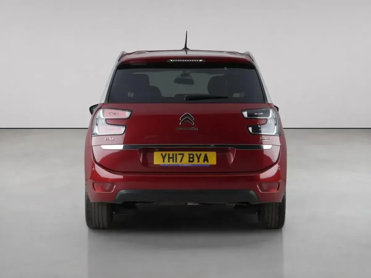 Used Citroën Grand C4 Picasso Flair 2017 Red MPV
