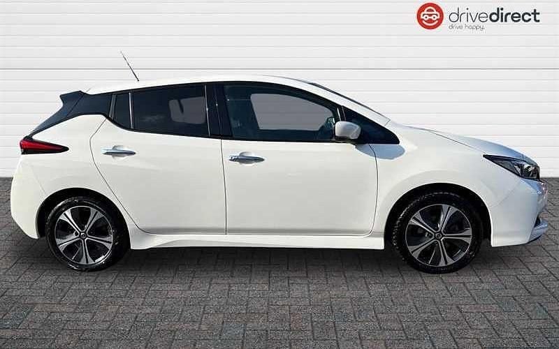 Used Nissan Leaf N-TEC 160 kW (218 HP) 2020 White Hatchback