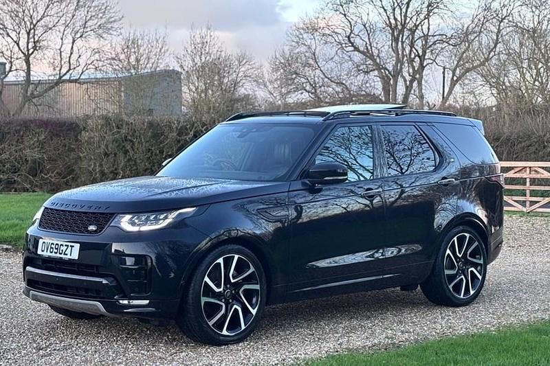 Used 2019 Land Rover Discovery 5 HSE Luxury SUV | £27,490 (A bit pricey) - Image 1/1