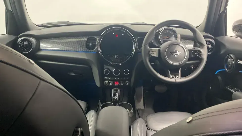 Used Mini Cooper Exclusive 134 HP (98 kW) 2022 Silver Hatchback