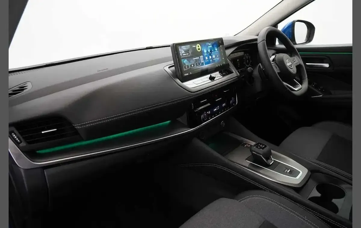 Used Nissan Qashqai N-Connecta 155 HP (114 kW) 2024 Blue SUV