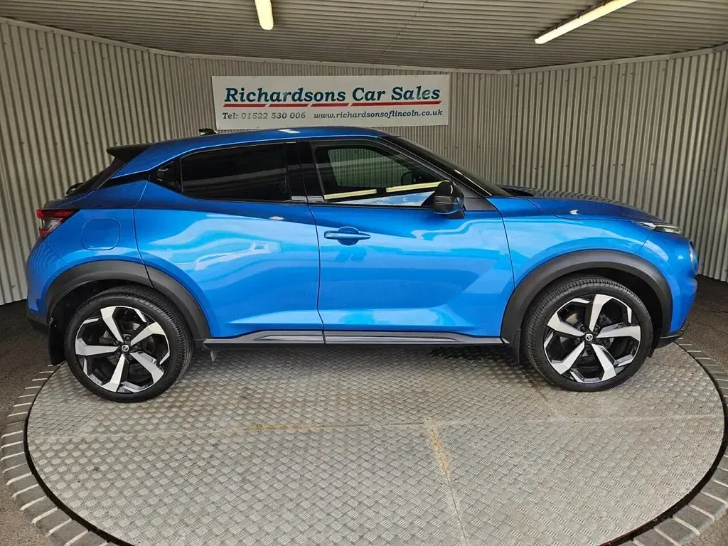 Used Nissan Juke Tekna 117 HP (86 kW) 2020 Blue SUV