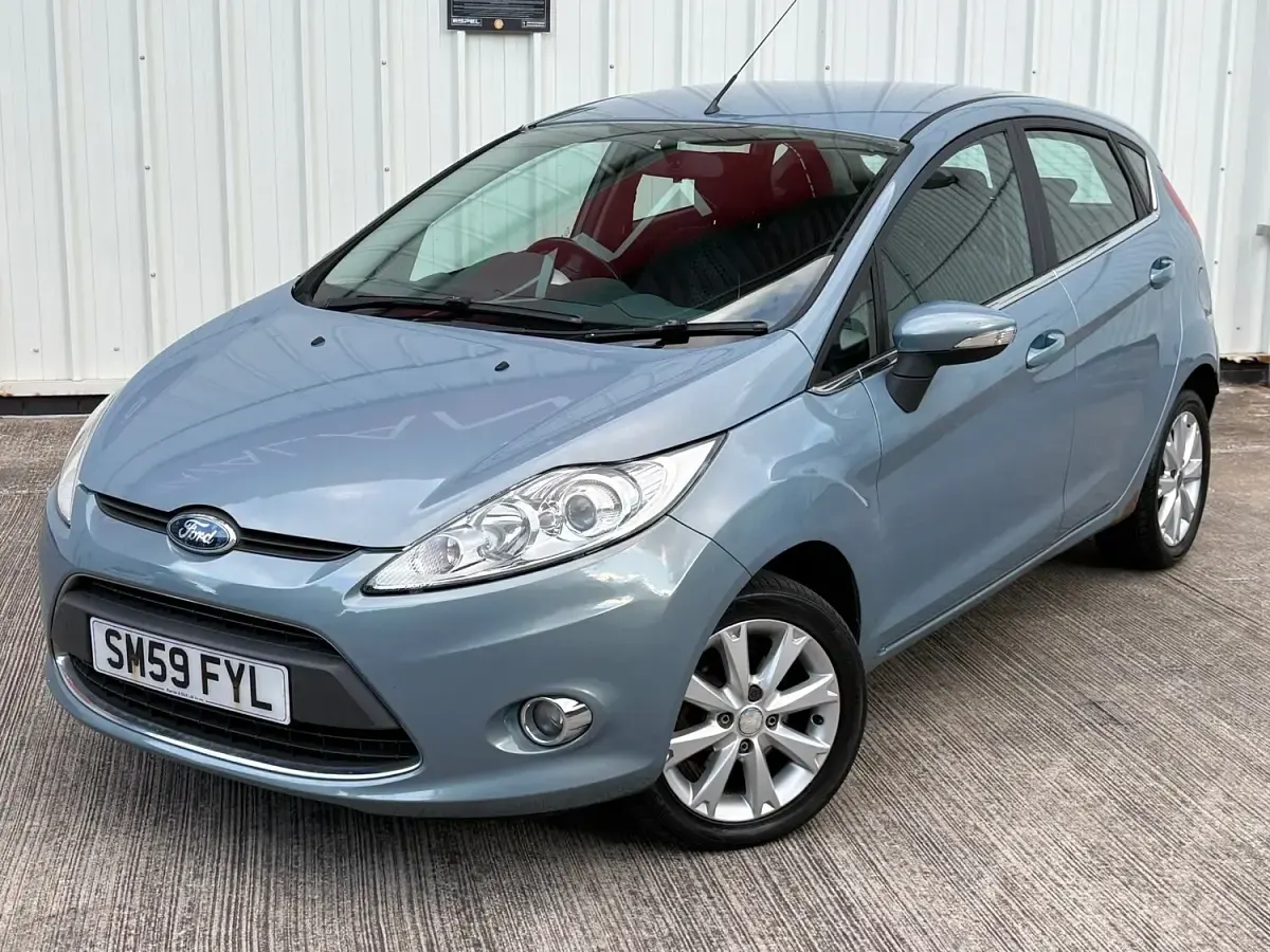 Used Ford Fiesta Zetec 2010 Blue Hatchback
